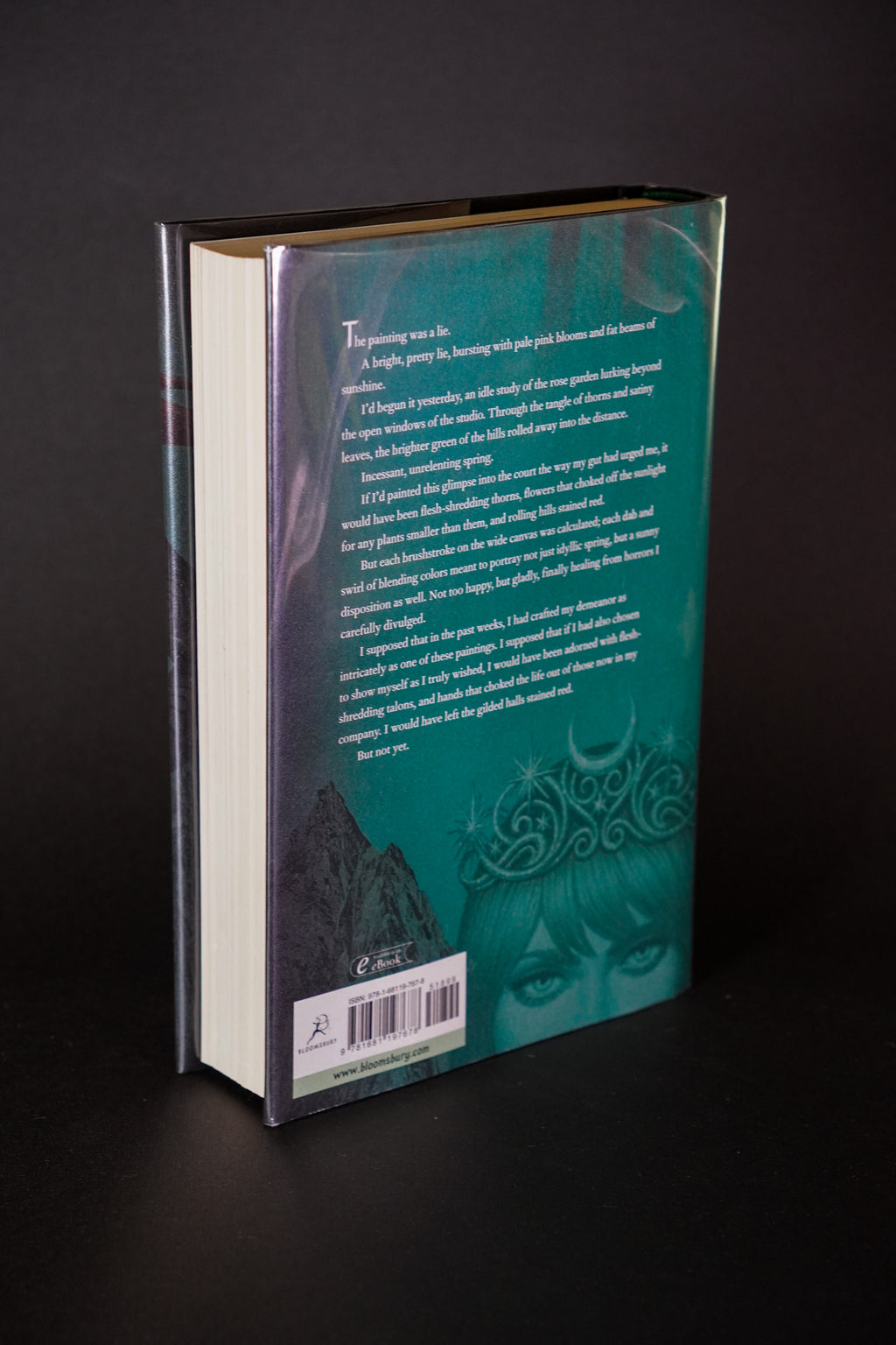A Court of Wings and Ruin original-cover first-edition first-printing hardcover back cover