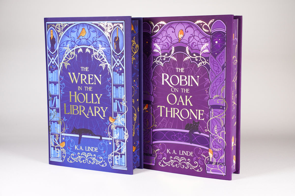 The Wren in the Holly Library and The Robin on the Oak Throne FairyLoot set front view