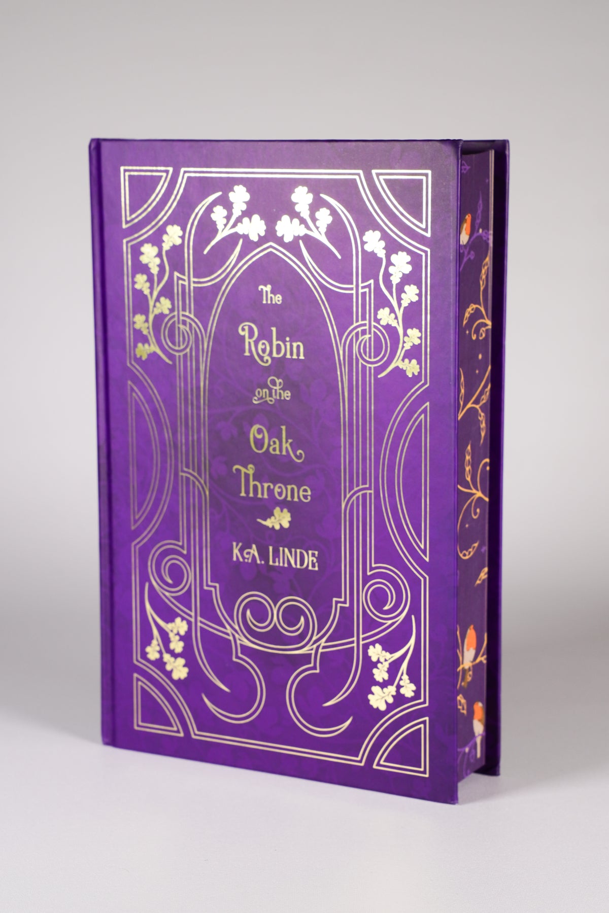 The Robin on the Oak Throne FairyLoot purple foiled front board