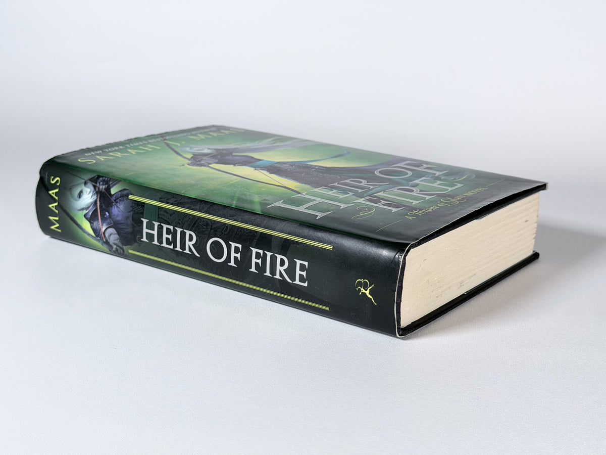 Heir of Fire: spine ends and page-edge view